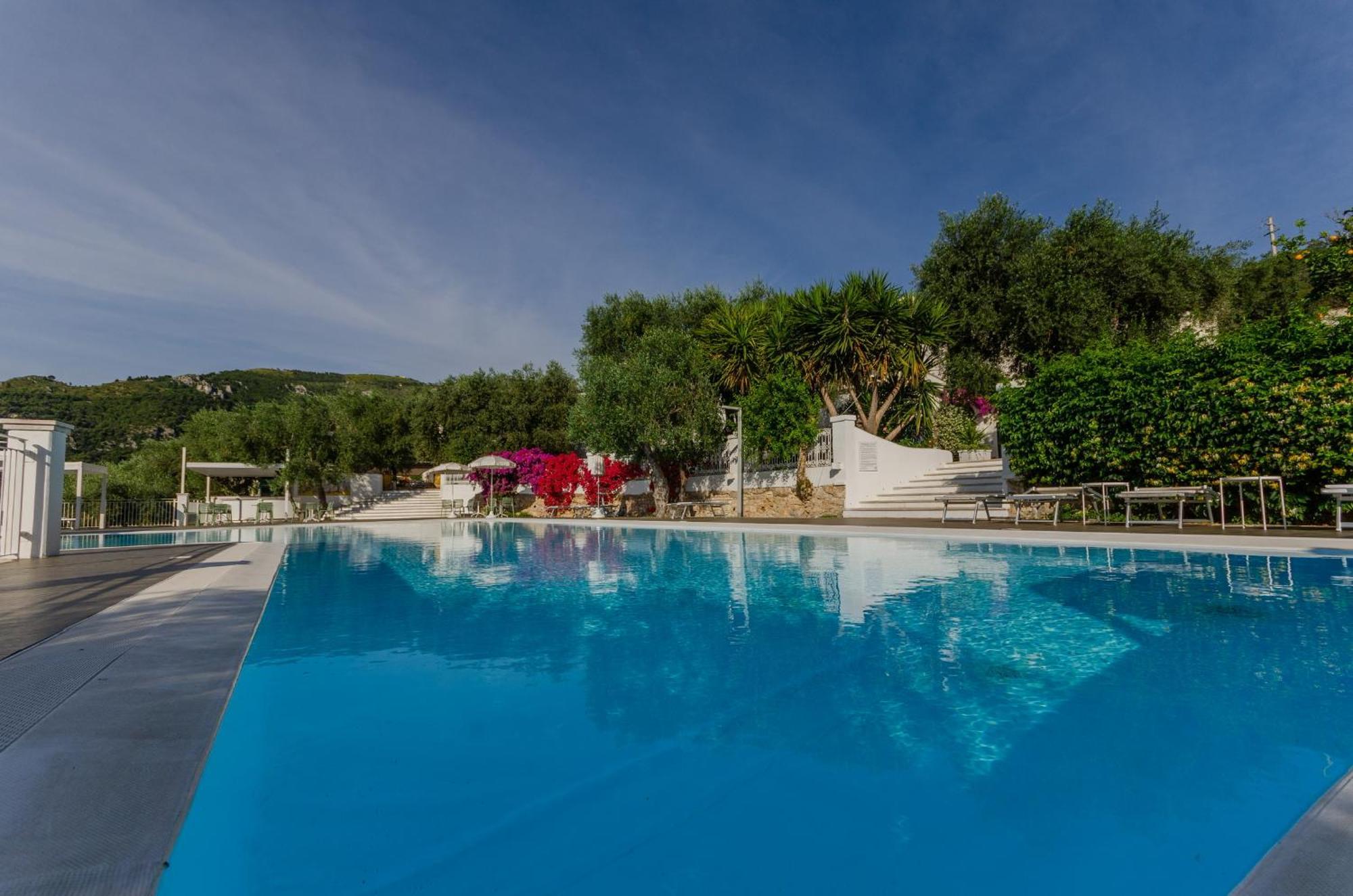 Agriturismo Giorgio Mattinata Ngoại thất bức ảnh